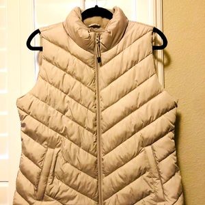 Gap Puffer Vest.